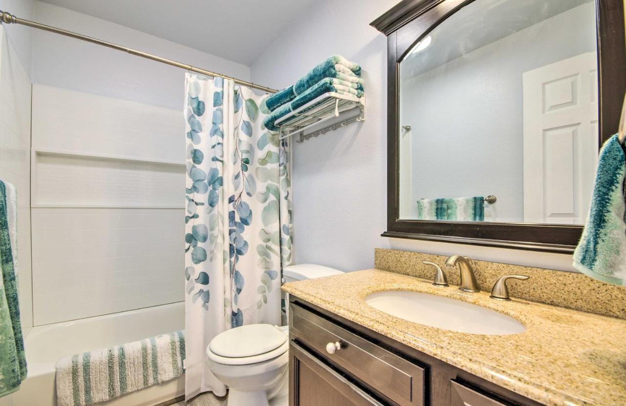 Osage Beach Resort Condo With Community Pool! 外观 照片